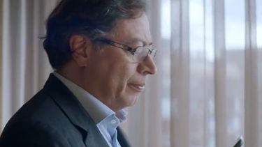 Petro da el primer paso para paz total con reinicio de diálogos con el ELN