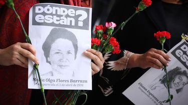 Plan Nacional de Búsqueda: Presidente Boric entrega carpetas de calificación a familiares de detenidos desaparecidos
