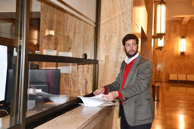 A_UNO_1476834 scaled e1697486957702.jpg