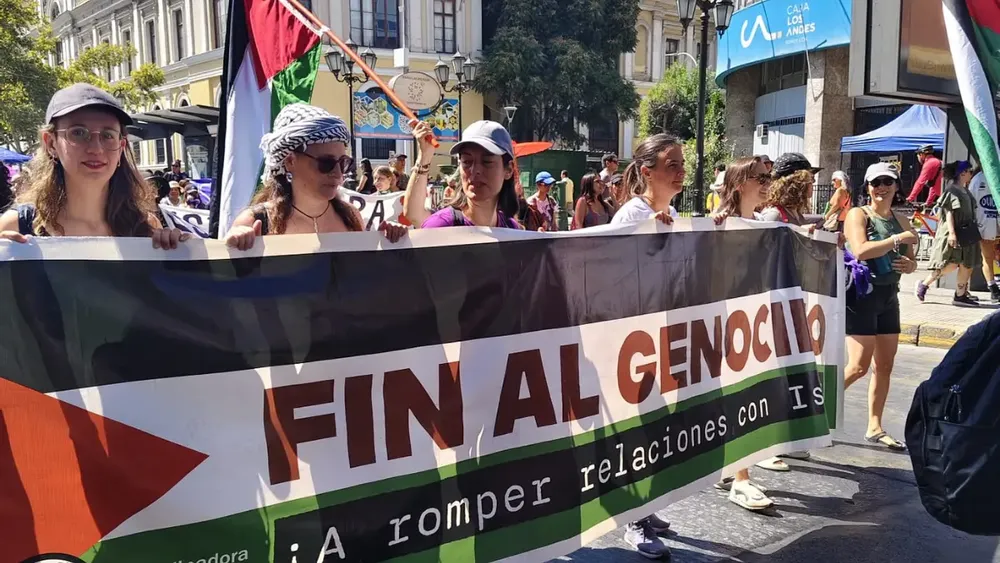 Bloque por Palestina se sumó a marcha del 8M: Las mujeres palestinas son sinónimo de resistencia