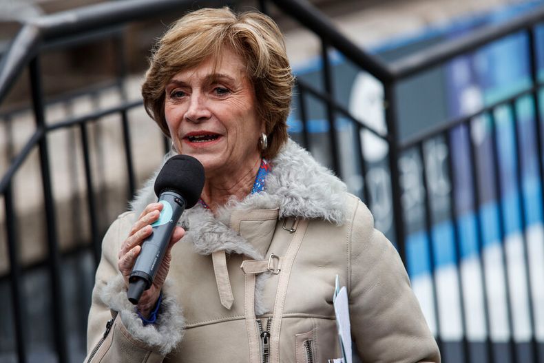 3302 a uno 1587397.jpg