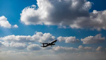 Tragedia aérea en Washington: Controlador aéreo se habría quedado solo porque otro se fue temprano
