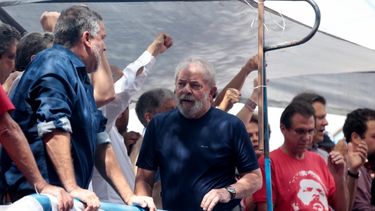 Lula da Silva acepta ir a prisión: Voy a salir de esto mayor, más fuerte, más verdadero