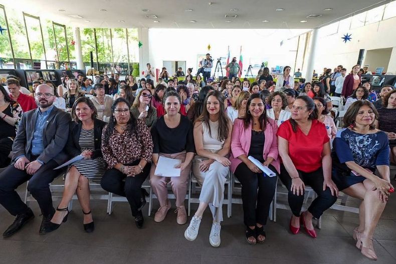 Gobierno lanza campana Si es Mi Problema.jpg
