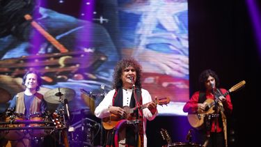 VIDEO| La emocionante interpretación de Vuelvo para vivir de Illapu en el Festival de Viña tras el regreso de la democracia