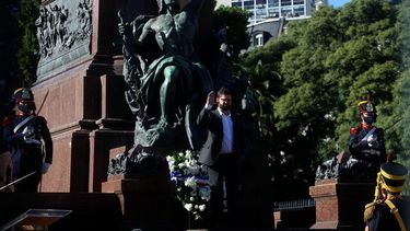 Presidente Boric inicia su visita a Argentina: Tenemos complicidad con Alberto Fernández