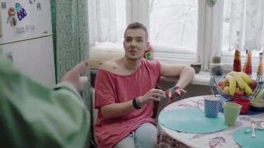 VIDEO| El viral en apoyo a Putin que califica de pesadilla el tener que convivir con gays