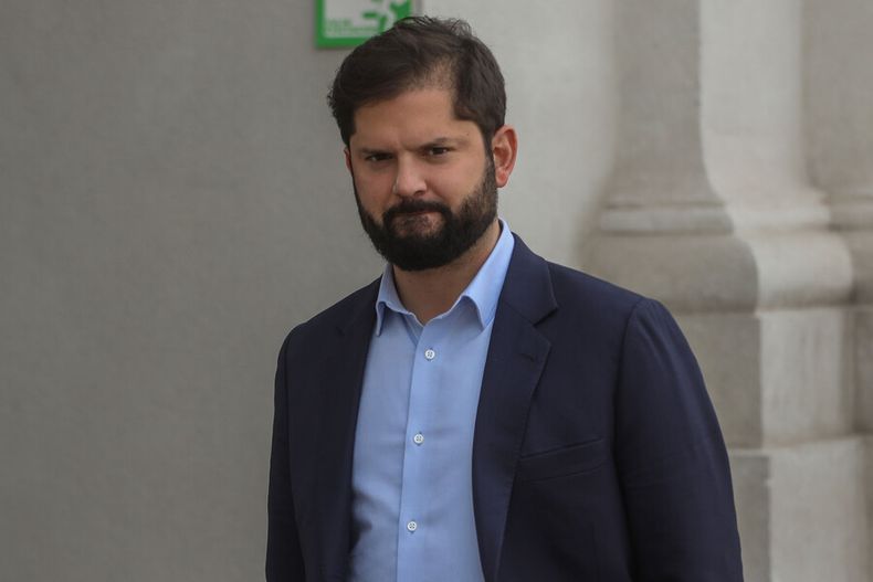 Boric 1.jpg