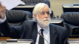 Eduardo Aninat, el economista y ex ministro de Frei Ruiz-Tagle que renunció a la DC acusando torpezas y deslealtades