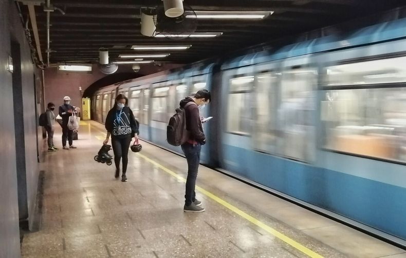 A_UNO_1266094.jpg