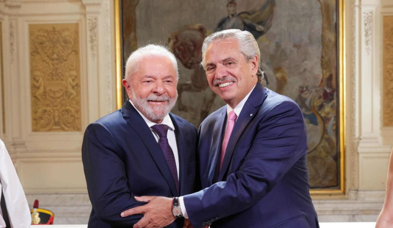 Lula y Fernandez anuncian buscar una moneda unica.png