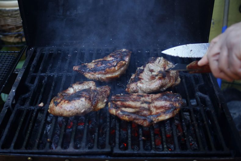 5813 asado.jpg