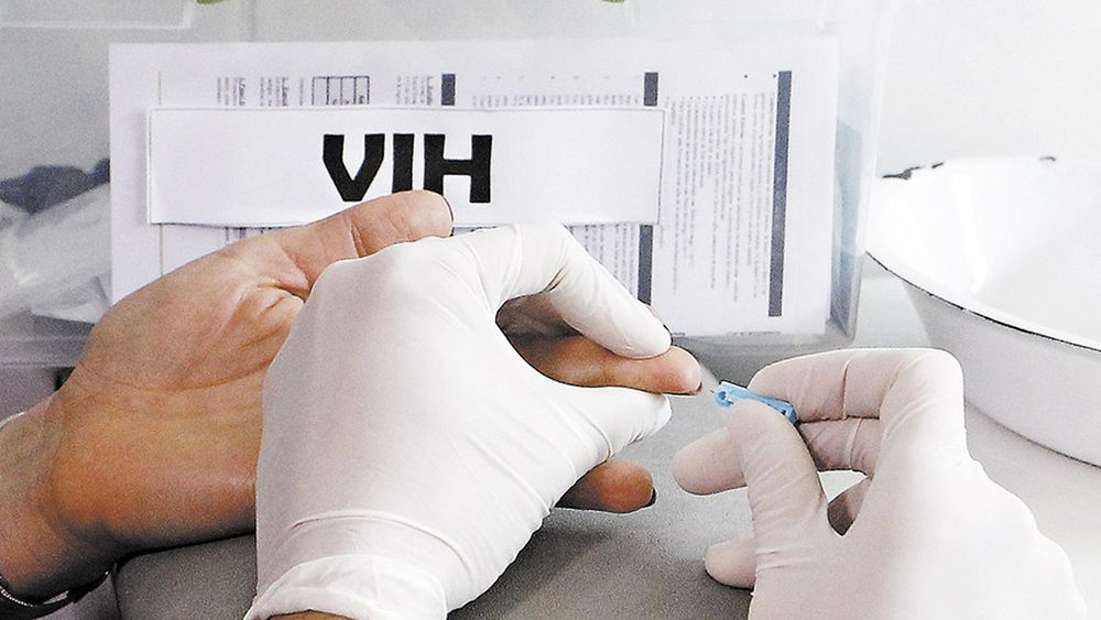 Evadirlo todo, excepto la crisis: 1 de diciembre día internacional de lucha contra el VIH/sida
