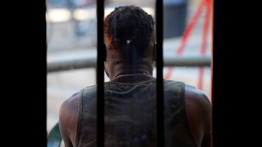 Investigación revela el grave drama habitacional en el que viven los inmigrantes en Estación Central