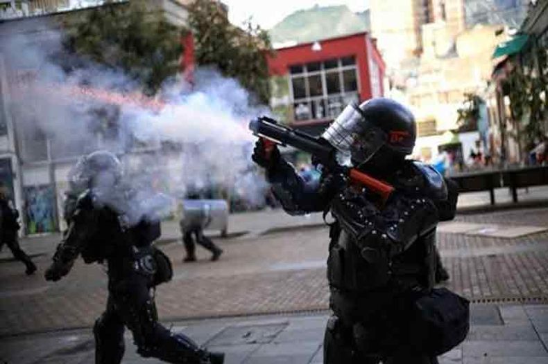 blogmedia colombia represion1.jpg