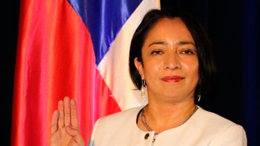 Gobernadora de Coquimbo suspendida de su cargo por dos meses: Usó auto fiscal para ir al mall