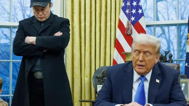 Trump se desmorona en EE.UU.: Corte Federal bloquea sus medidas arancelarias y Elon Musk renuncia