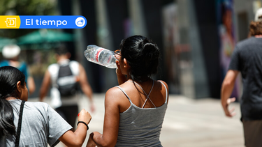 Ola de calor extremo deja respirar a santiaguinos y se espera máxima de 29° para este viernes