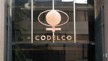 No solo políticos: Regalos de las empresas contaminantes a la comunidad en medio de la pandemia