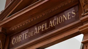 Le descontaron $245 mil de su sueldo para saldar deuda que estaba prescrita: Corte ordenó cesar cobros y restituir montos