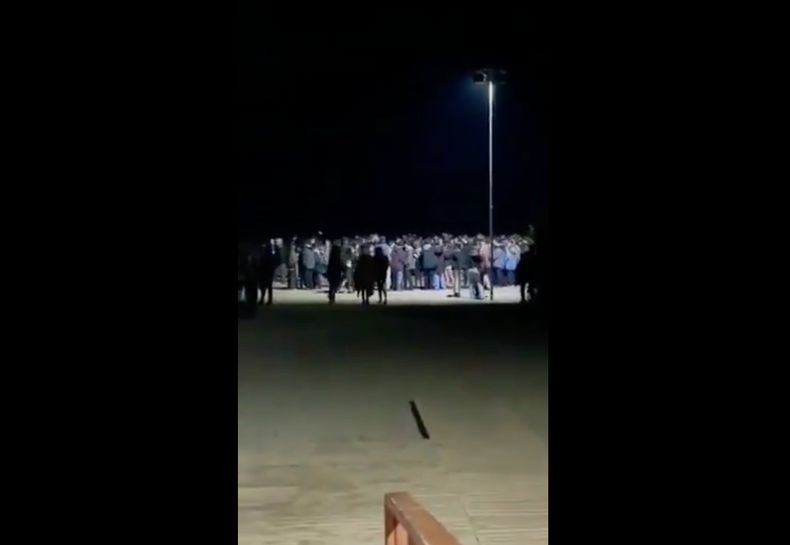 Fiesta clandestina en Cachagua.jpg