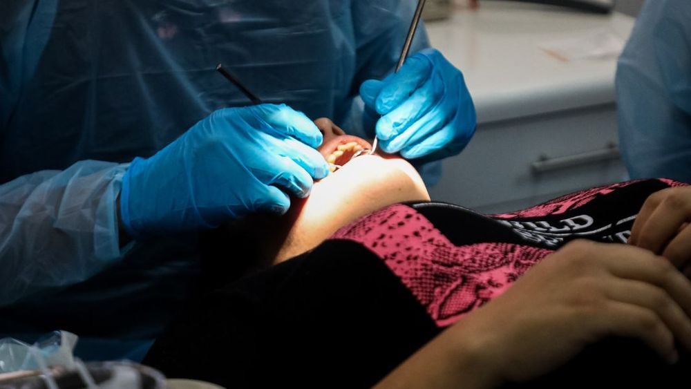Corte de Apelaciones de Valparaíso ordena indemnización por tratamiento dental inconcluso / Agencia Uno