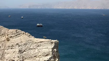 Estrecho de Ormuz reabrió tras tregua de Estados Unidos en Irán - Agencia EFE Estrecho de Ormuz reabrió tras tregua de Estados Unidos en Irán - Agencia EFE