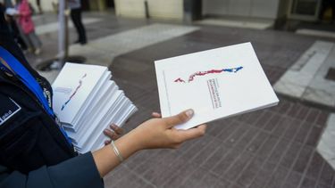 Te contamos cómo recibir una copia gratuita de la nueva Constitución