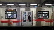 metro hasta el aeropuerto de santiago: la idea del gobierno para extender la linea 7 con tren ligero