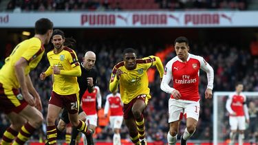 VIDEO| El golazo de Alexis Sánchez que no evitó la dura derrota del Arsenal