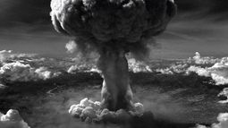 A 80 años de la bomba atómica en Hiroshima y Nagasaki: Un llamado de atención a EE.UU. y Rusia