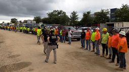 Fuertes críticas al gobierno de Puerto Rico por entregar datos de migrantes a EE.UU.