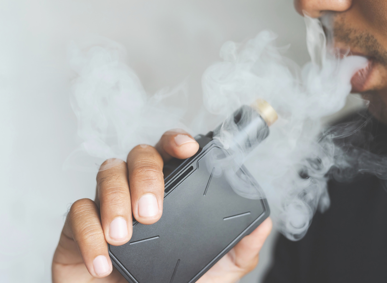 alumno fue expulsado por compartir con companeros vaper con marihuana  fue reintegrado por fallo.png