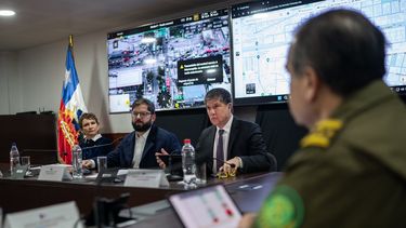 Boric anuncia renovación de infraestructura de Carabineros: “Cuidaremos a quienes nos cuidan”