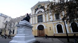 Abogadas feministas respaldan movilización feminista que mantiene tomada la Casa Central de la U. de Chile