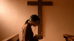 El método Escrivá: Cómo el Opus Dei convierte estudiantes brillantes en sirvientas sin sueldo