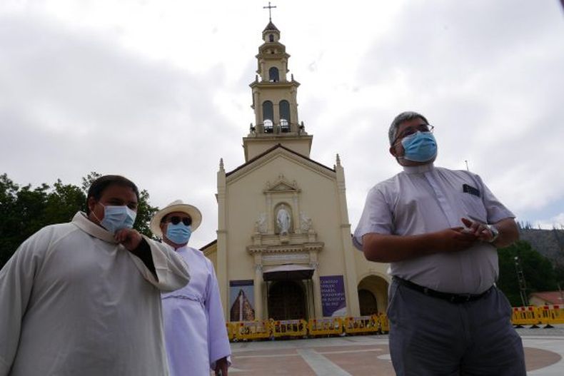 A_UNO_1336767 scaled e1638990610603.jpg