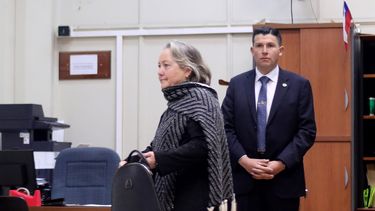 Esposa de general (r) Oviedo declaró por 9 horas ante ministra Rutherford por arista viajes del fraude en el Ejército