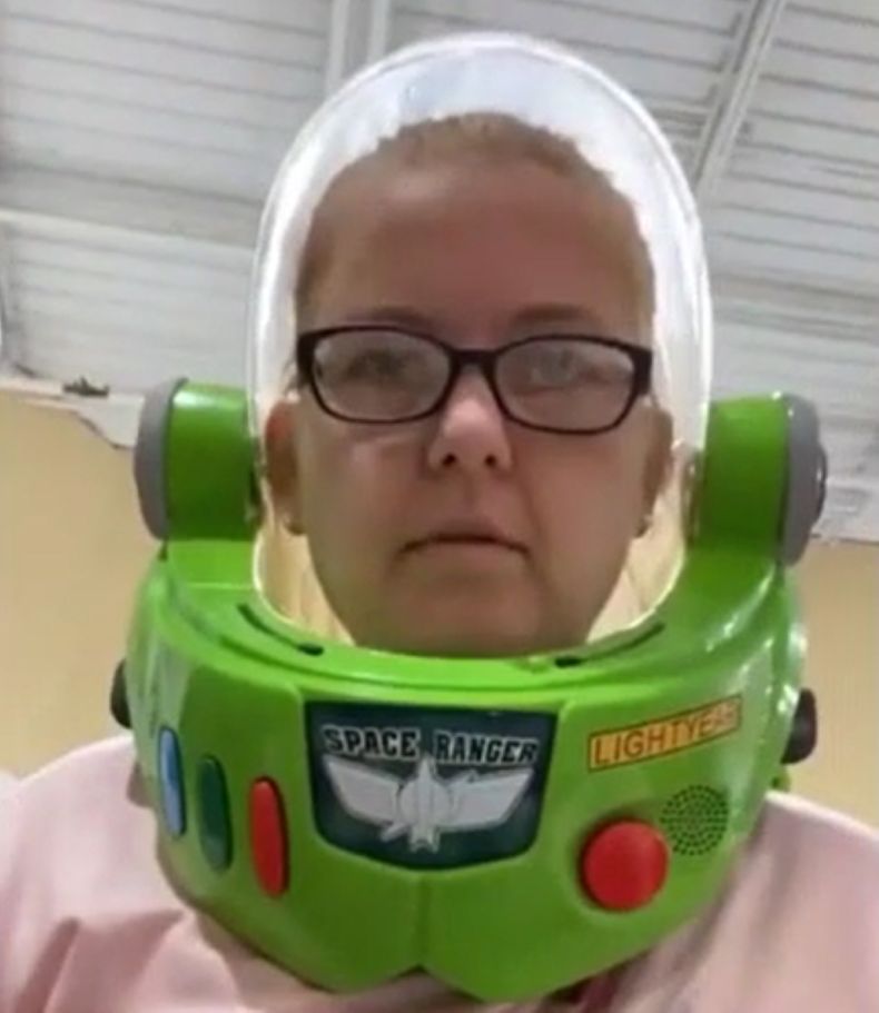BUZZ.jpg