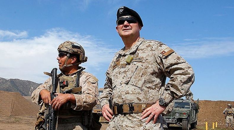 Ricardo Martinez comandante en jefe del Ejercito.jpg