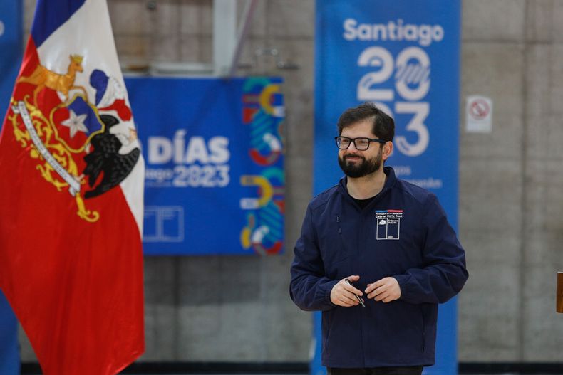 A_UNO_1481390.jpg