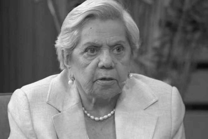 17554 gabriela medina.jpg