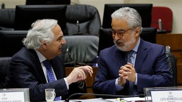 Andrés Chadwick junto a Luis Hermosilla - Agencia Uno