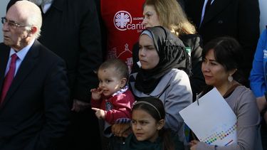 Queremos irnos de Chile: Refugiados sirios protestan luego de agresión a mujer embarazada