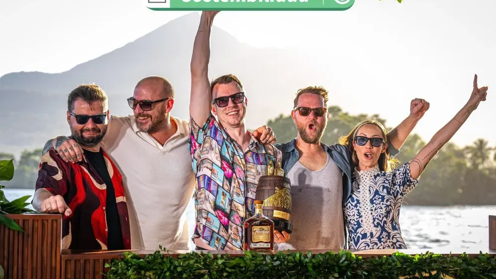 Bartender canadiense se corona Campeón Mundial de Coctelería Sostenible 2025 en certamen organizado por Flor de Caña