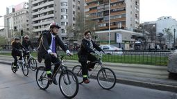 Inseguridad vial: 9 de 10 ciclistas santiaguinos se siente inseguro en calles no demarcadas