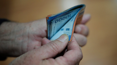 La mitad de pensiones autofinanciadas fue menor a $170 mil en 2025, sin contar PGU. Créditos: Agencia Uno.