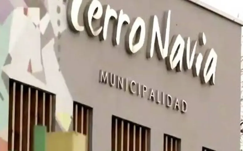 cayo por vereda en mal estado se fracturo muneca y mano y demando al municipio deberan pagarle 15 millones.webp