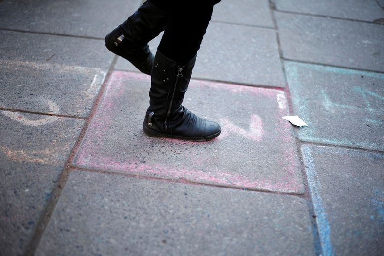 5556 ninos jugandp.jpg