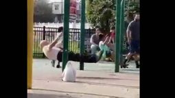 VIDEO| Cátedra de diversión: El enternecedor viral que muestra a un abuelo disfrutando de un columpio